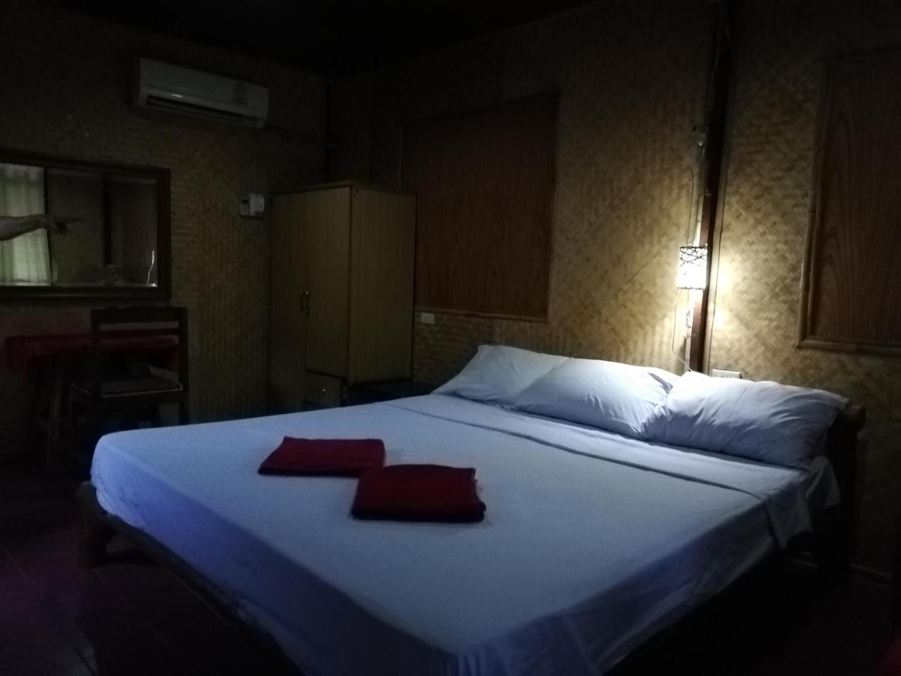 Chian Guesthouse Chiang Rai Zewnętrze zdjęcie